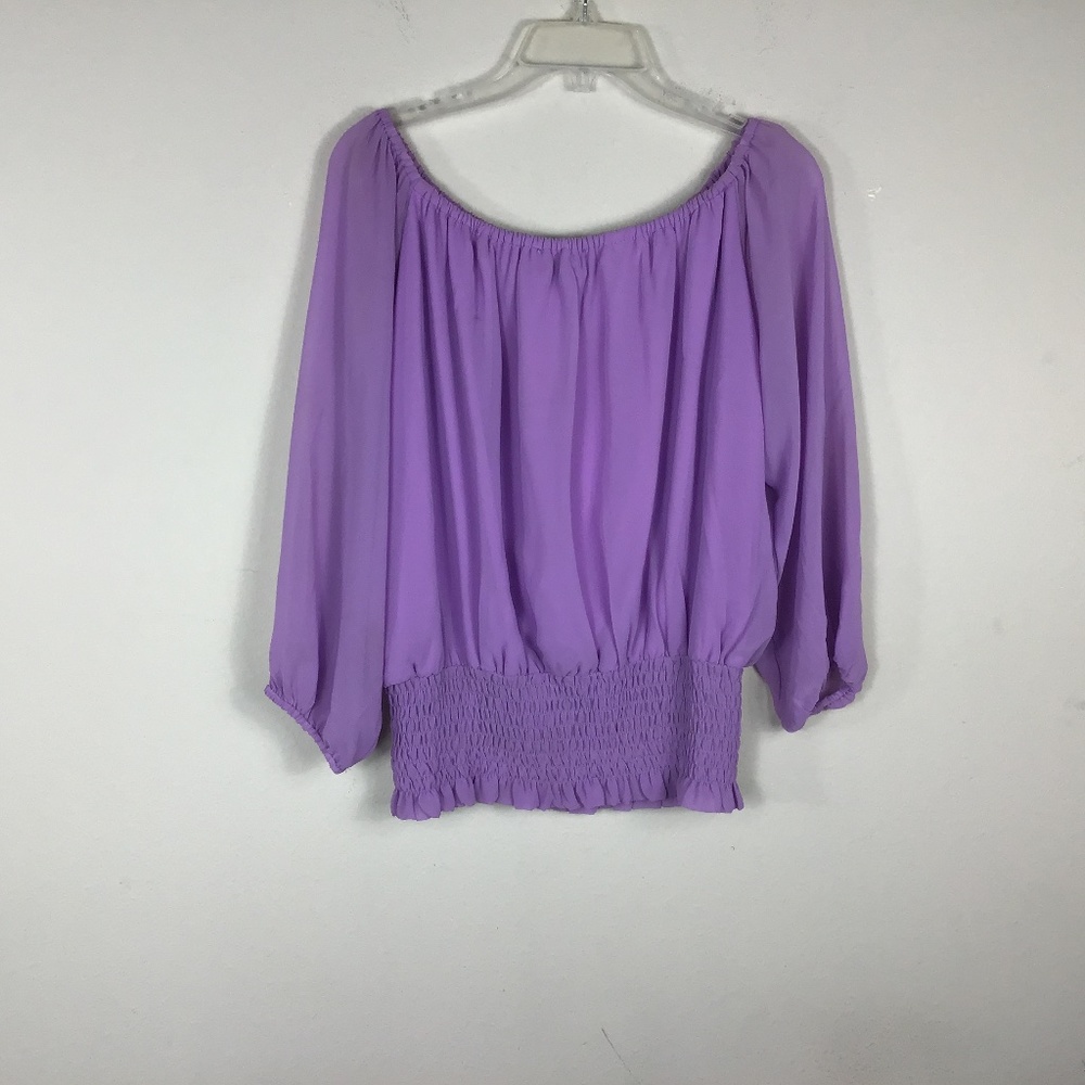 Lilac Off-Shoulder Blouse. - Picture 4 of 4